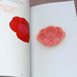 Wagashi: The Art of Japanese Confectionery - Bilingual Edition